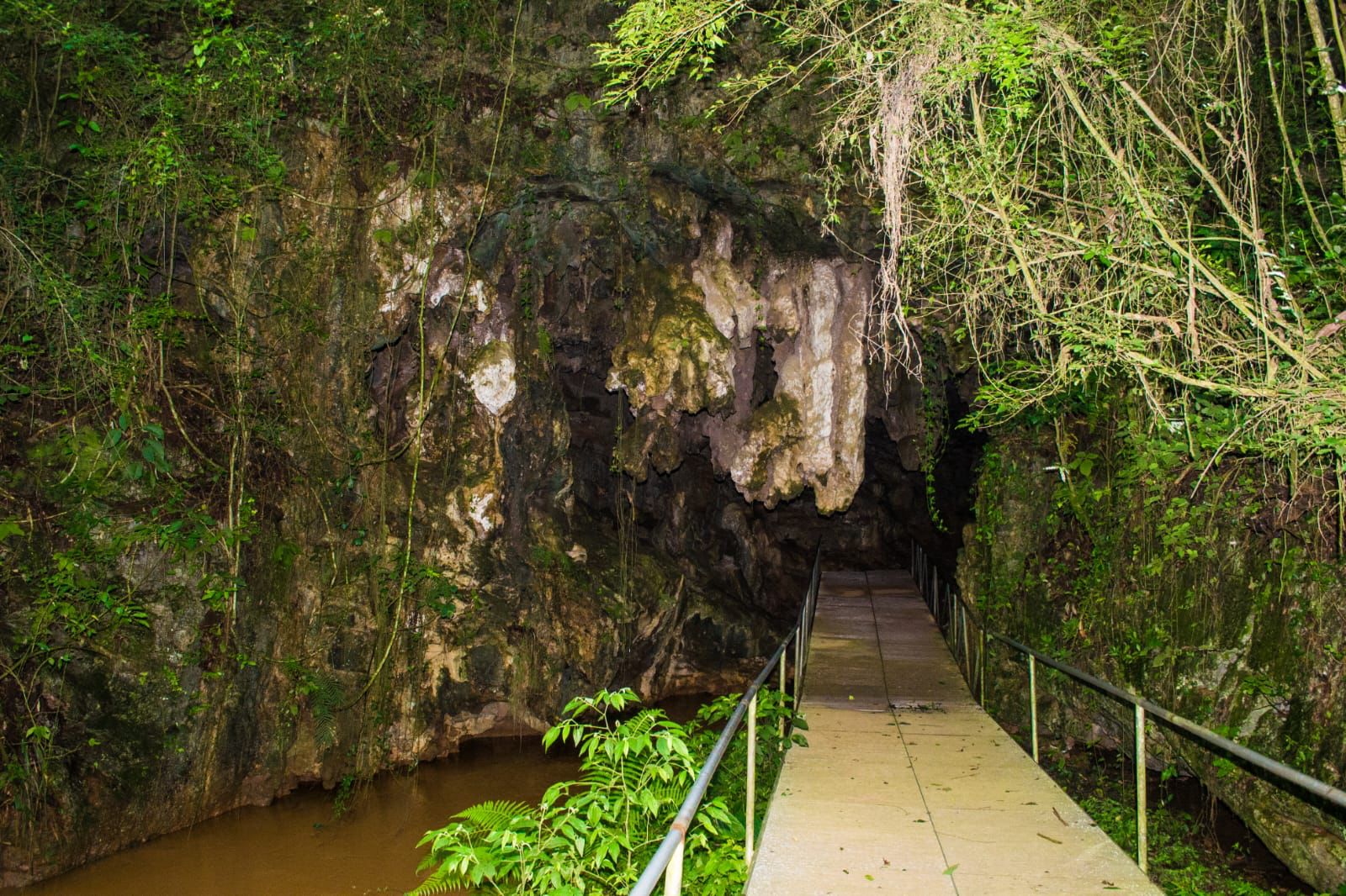 Guia Nomade gruta do bacaetava 2