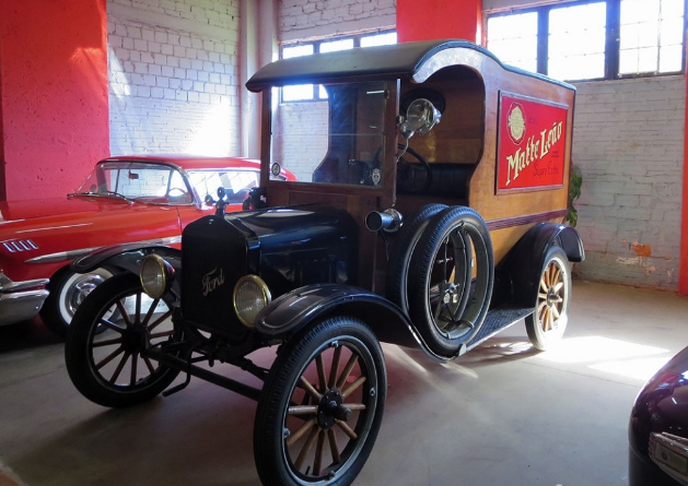 Guia Nomade Museu do Automóvel CWB 7